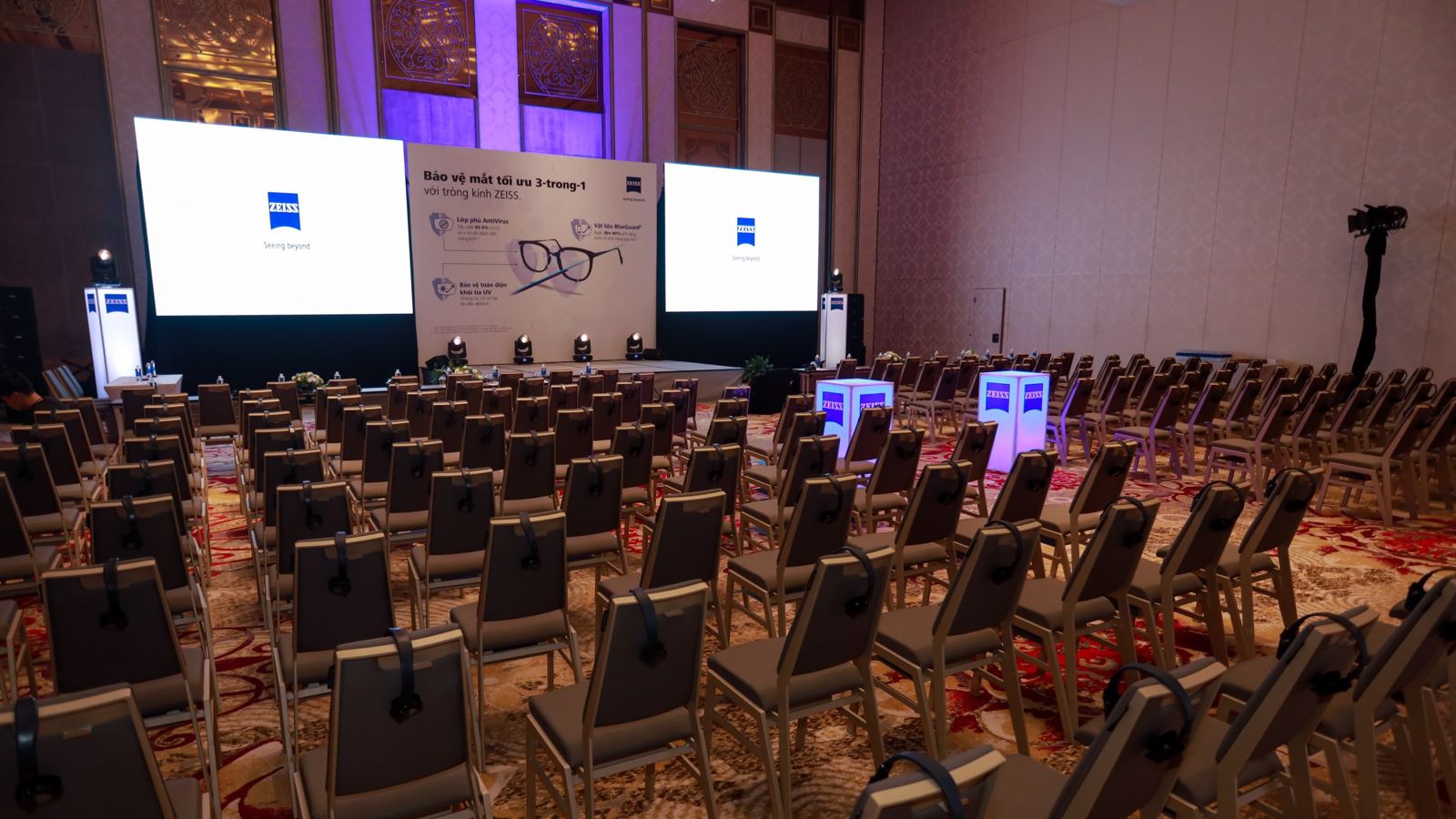 The room before doors, LED wall and sightlines set
